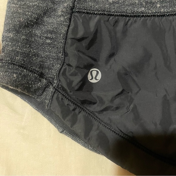 Lululemon Run: Pitter Patter Pullover Size 8 - Picture 6 of 7